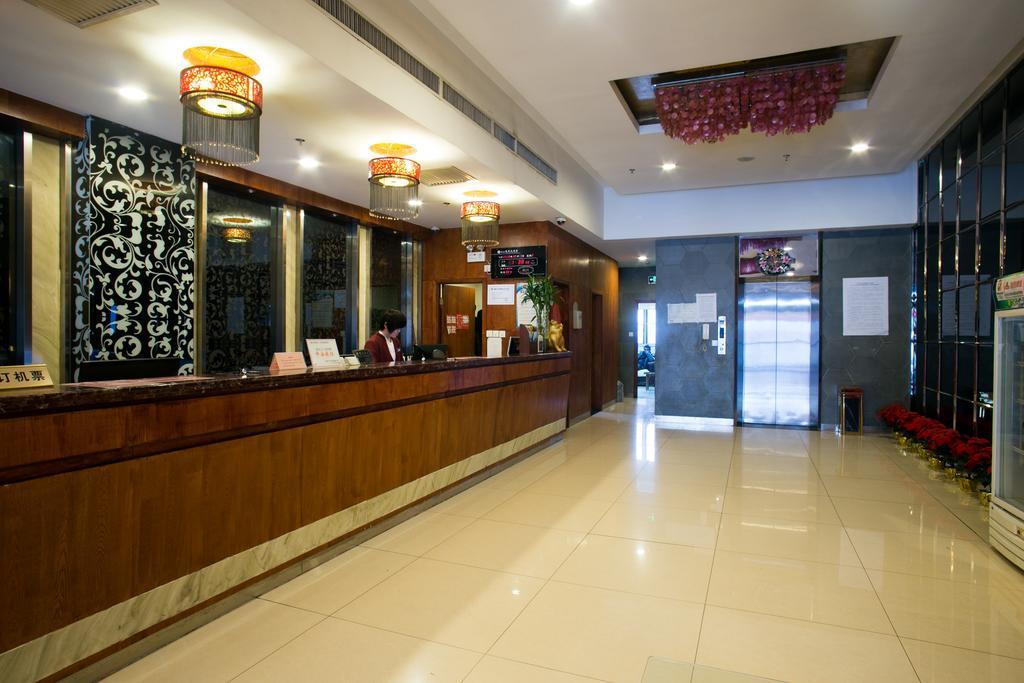 Jitai Hotel - People'S Square Branch Shanghai Buitenkant foto